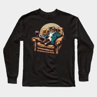 Cat sitting on the sofa Long Sleeve T-Shirt